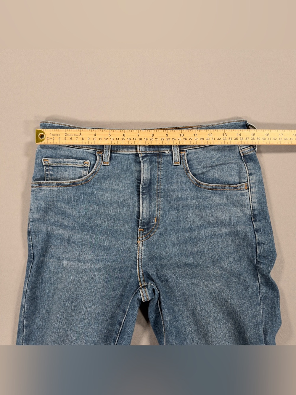 Levi's 720 High Rise Super Skinny 30x28 (Fits 30x27) Medium Wash Stretch Denim - Picture 10 of 13